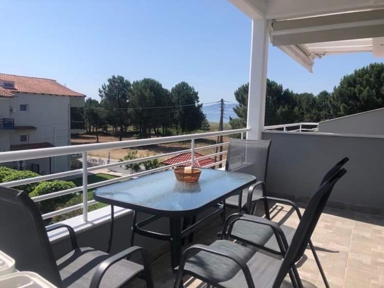 Di Mare Apartment Keramoti  Exterior photo